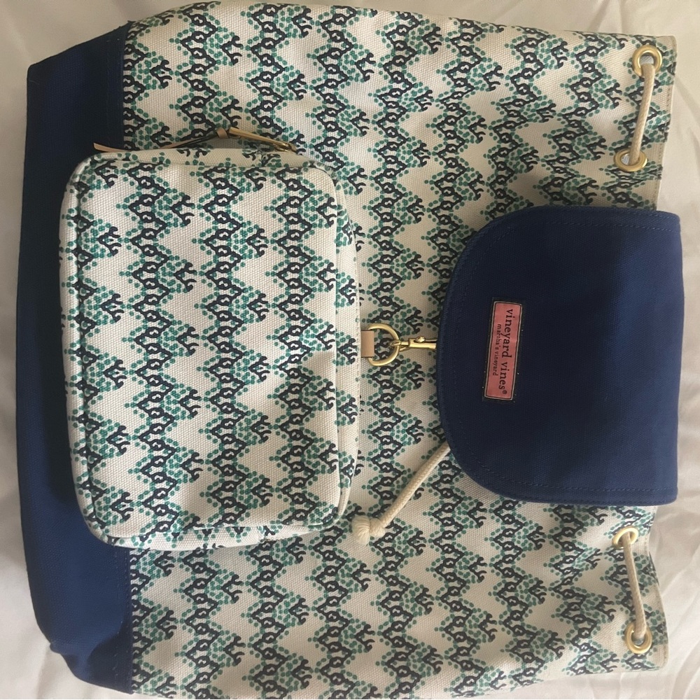 Vineyard Vines Navy and White Patterned Backpack